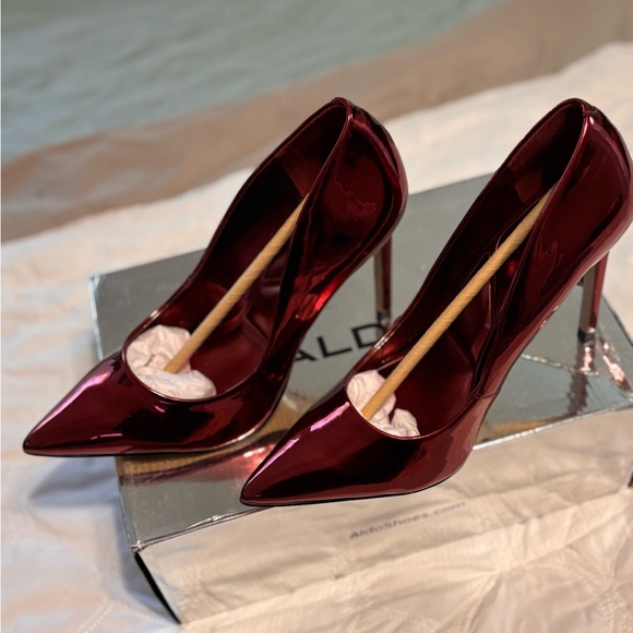 Aldo Glossy Red Heels Size 9 - Picture 7 of 9